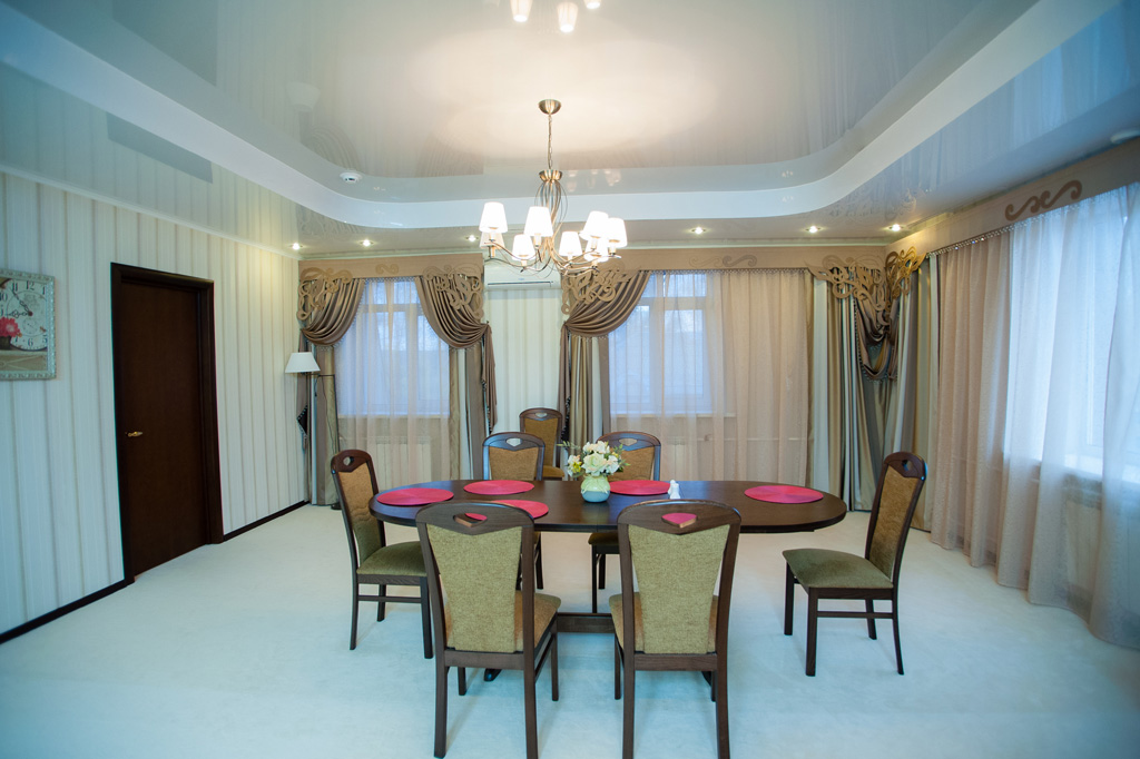 Мереке отель зал