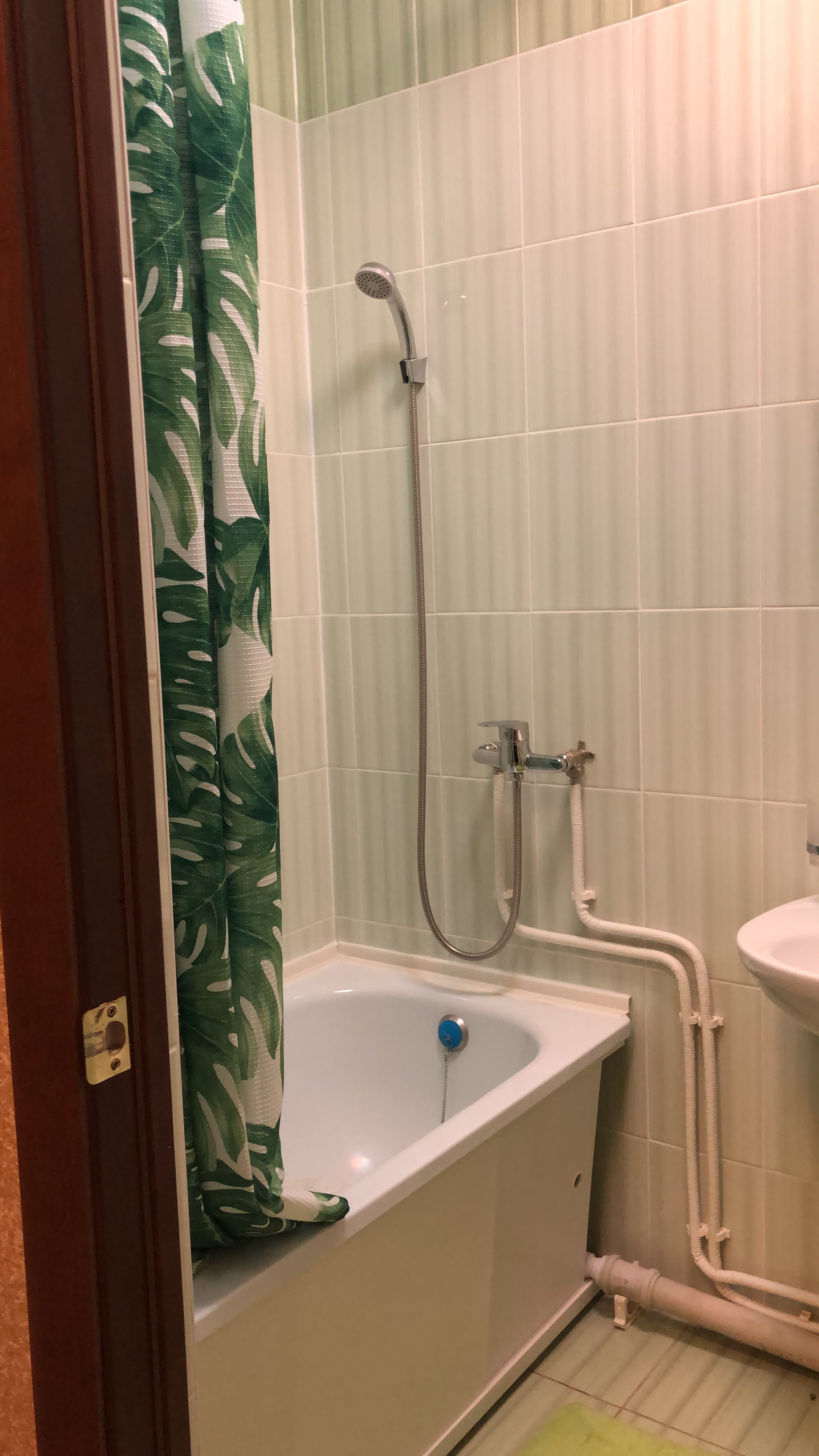 593C1C69-FA7E-47BC-851A-BA07E2DF893D