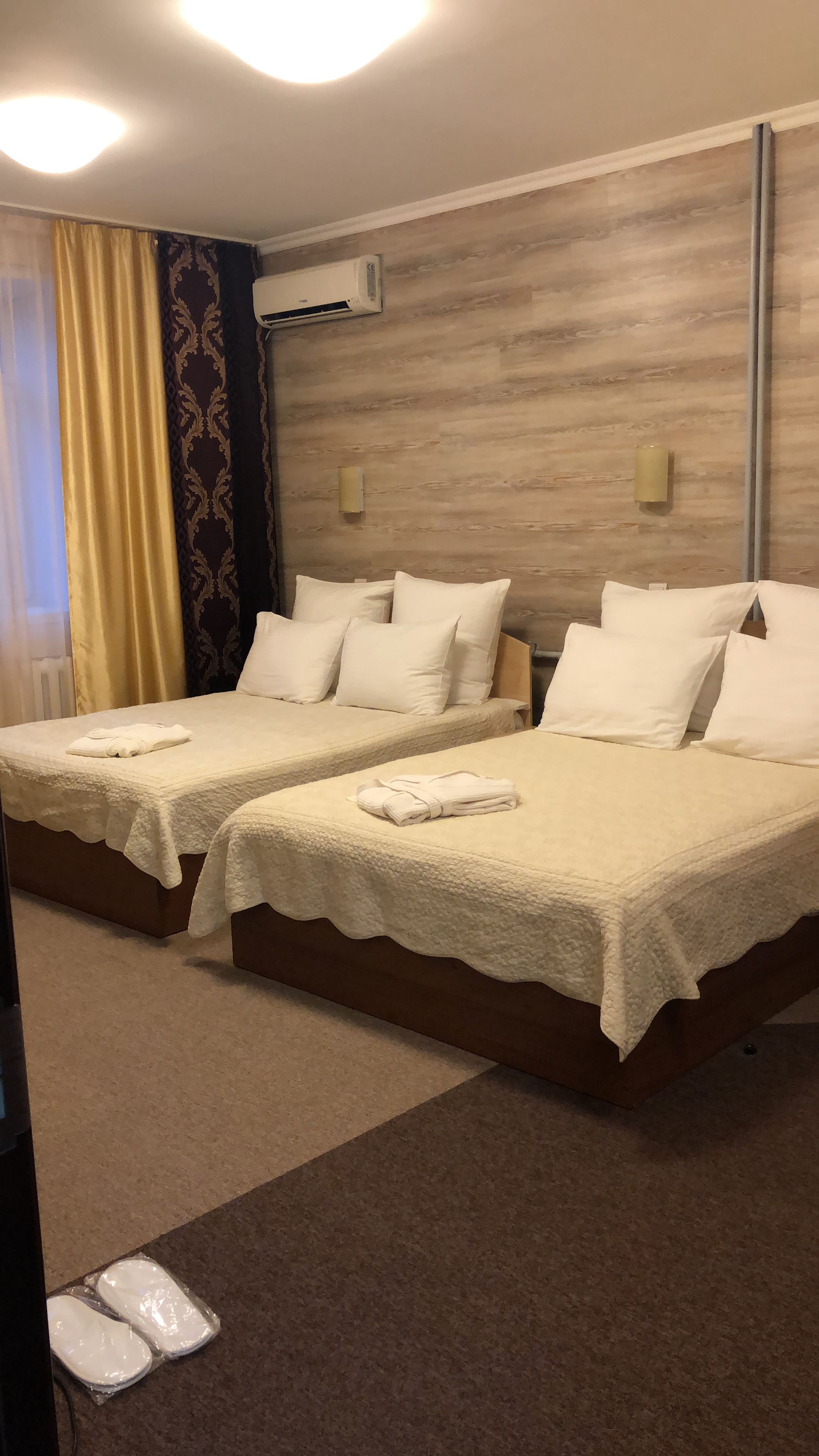 6FA81255-5495-47EC-B474-EEA7DA8C67B6