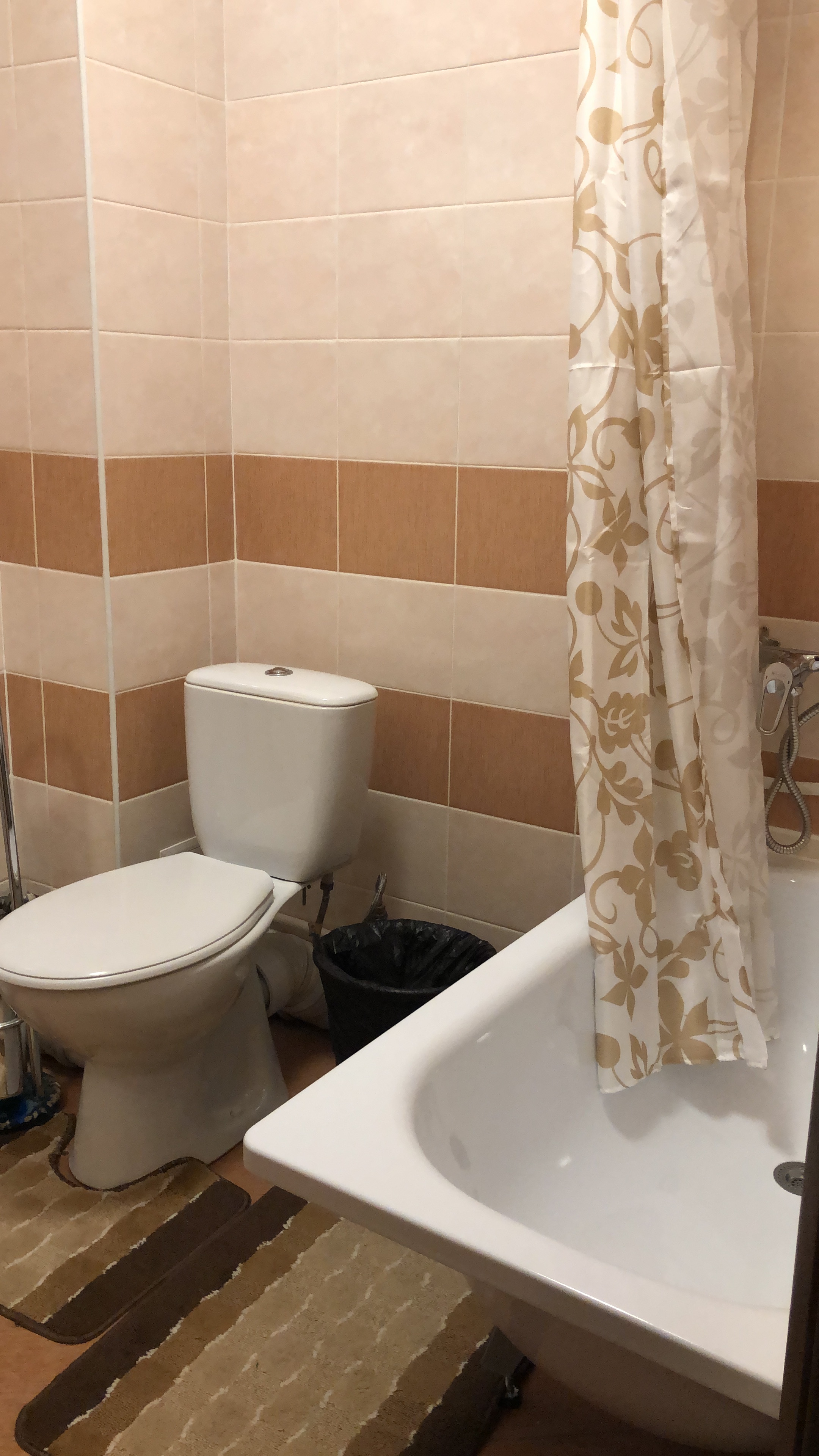 D3292AFB-E2DF-4386-A7D0-0D5C9B4411E6